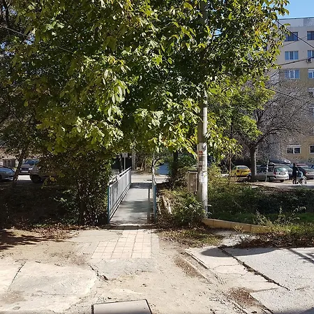 Apartament Garden Sanchuary *